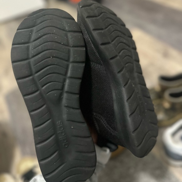 Adidas - Picture 3 of 3